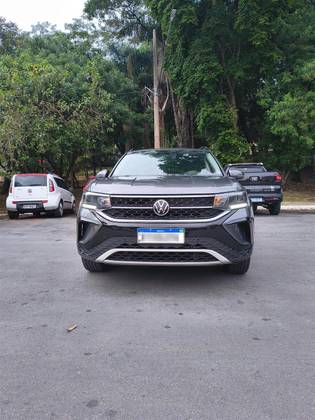 VOLKSWAGEN TAOS 1.4 250 TSI TOTAL FLEX COMFORTLINE AUTOMÁTICO